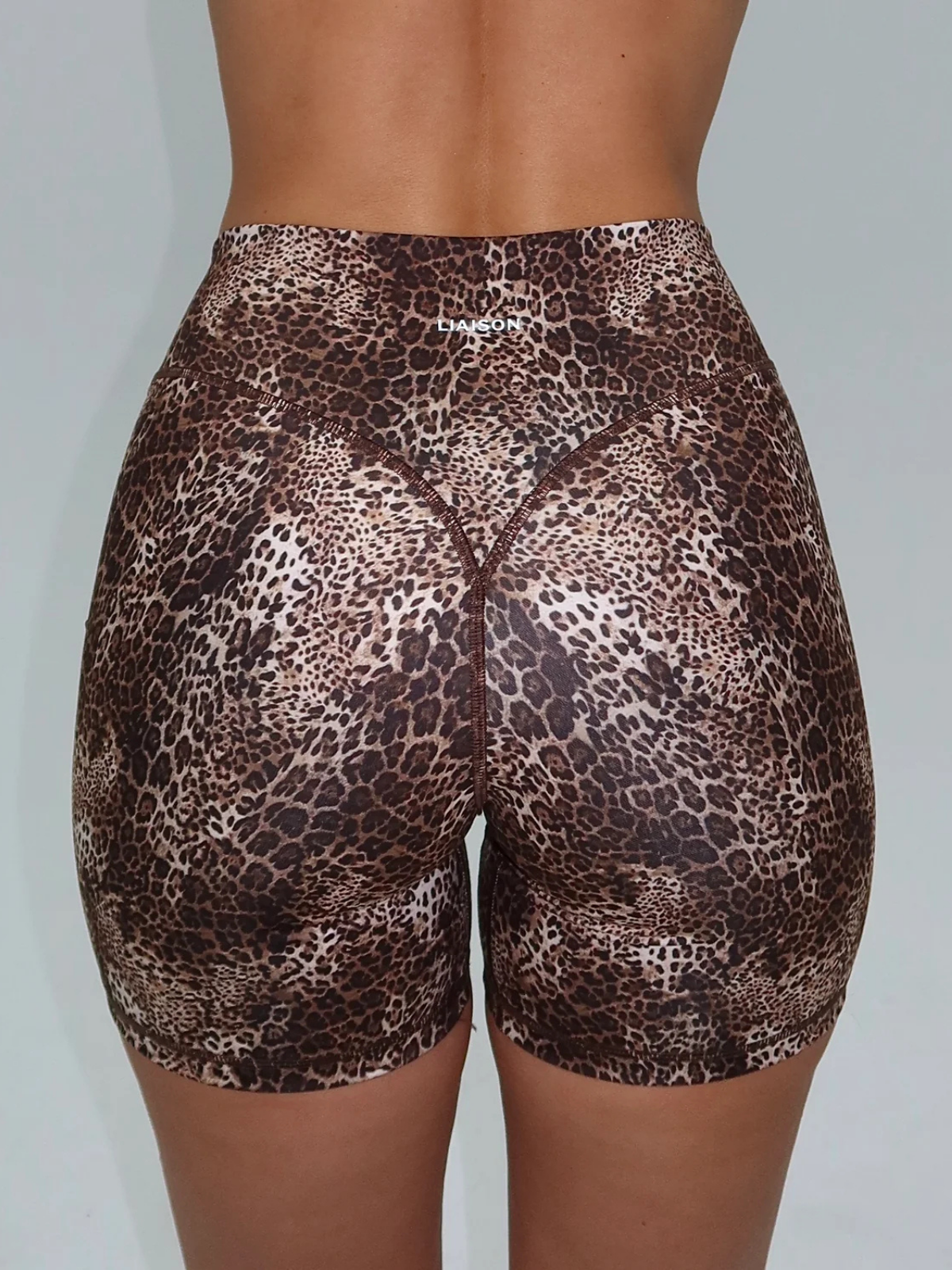 SHORT WILD & LEOPARD