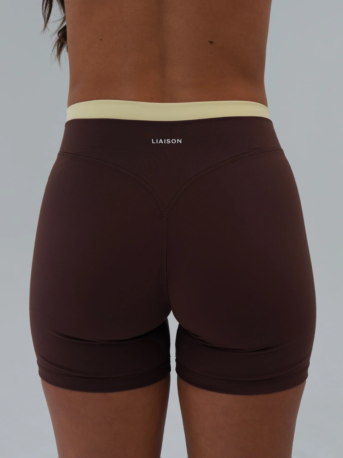 SHORTS MOCHA & SAND
