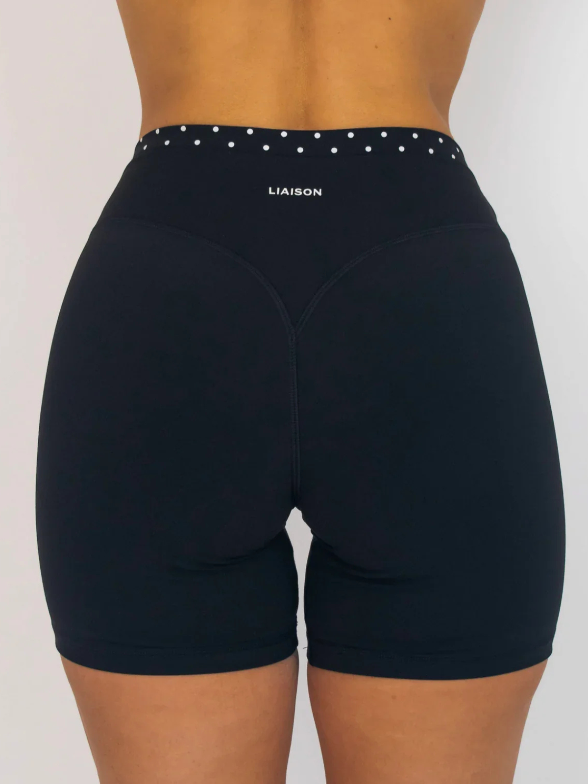 SHORT BLACK & POLKA