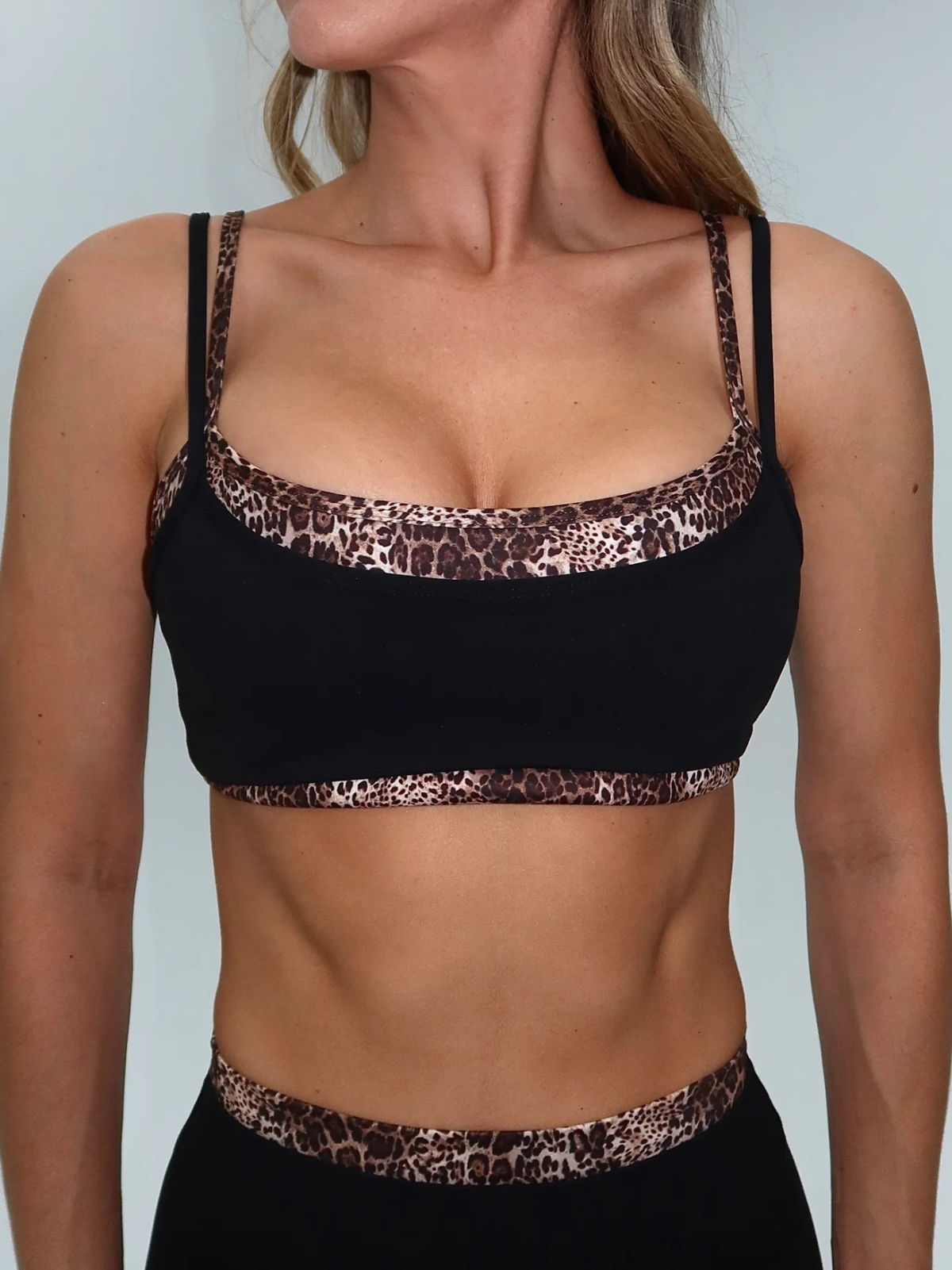 TOP BLACK & WILD SIDE